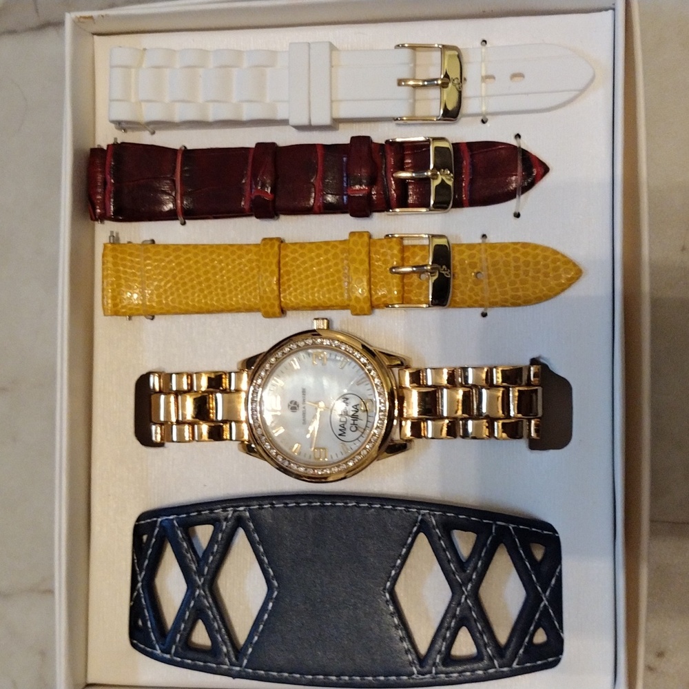 Daniela Swaebe watch and bands.